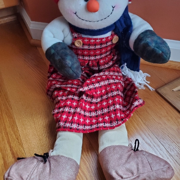 Snowgirl Holiday Decoration NWOT - Picture 4 of 7